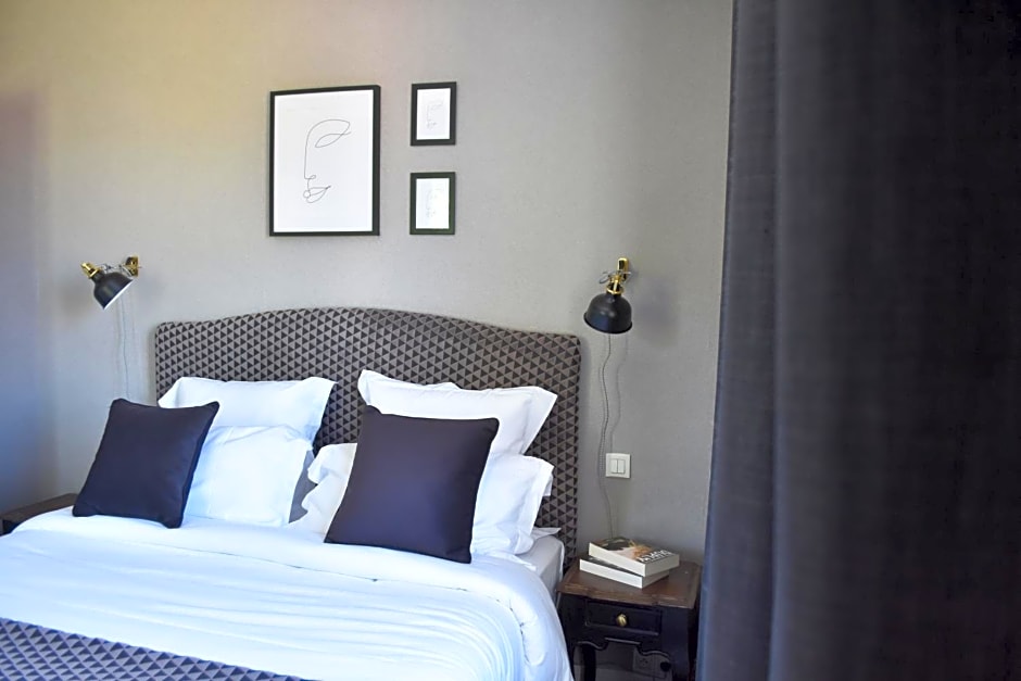 Le Boeuf Couronné - Hôtel & Restaurant Chartres- Logis Hotels