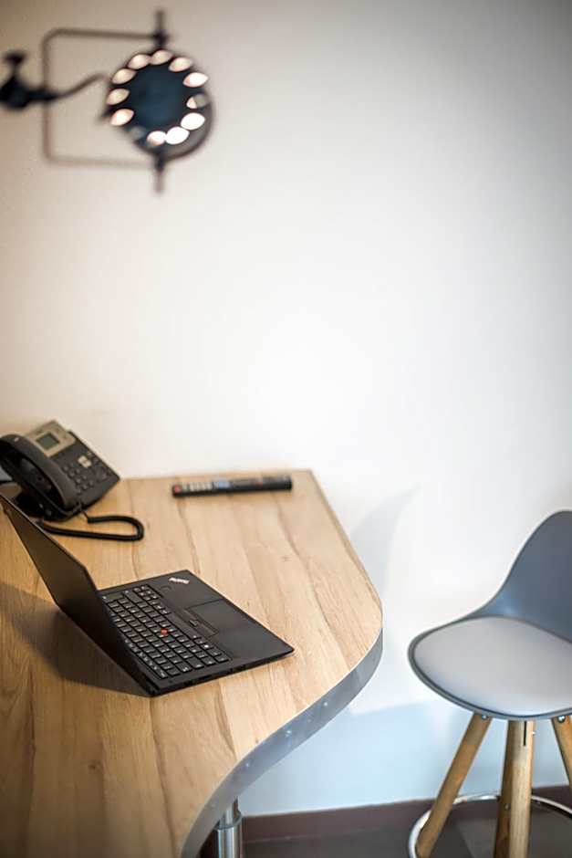 Carré Pau Airport Hôtel