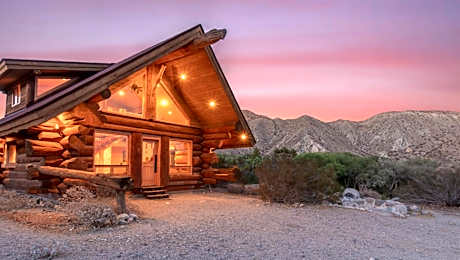 Whitewater Cabin - historic A Frame desert retreat