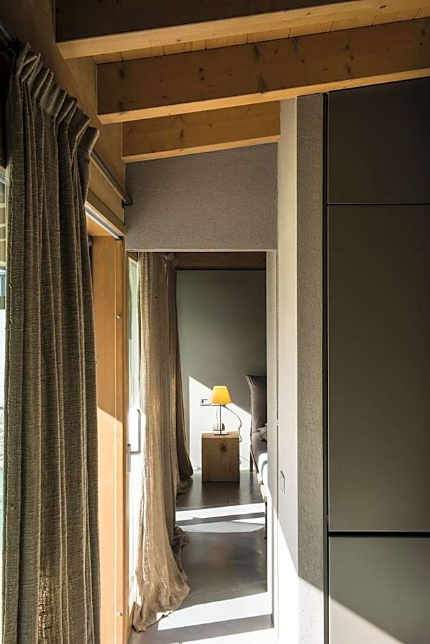 Vivere Suites & Rooms