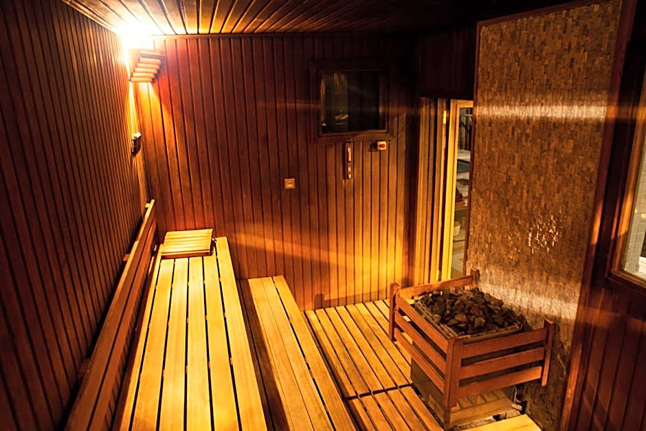 Midas Hotel