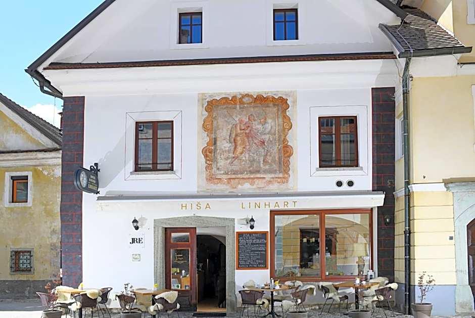 Hiša Linhart, Hotel & Restaurant
