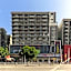 Guangwan Hotel (Guangzhou Zhongshan 8th Road Metro Station)