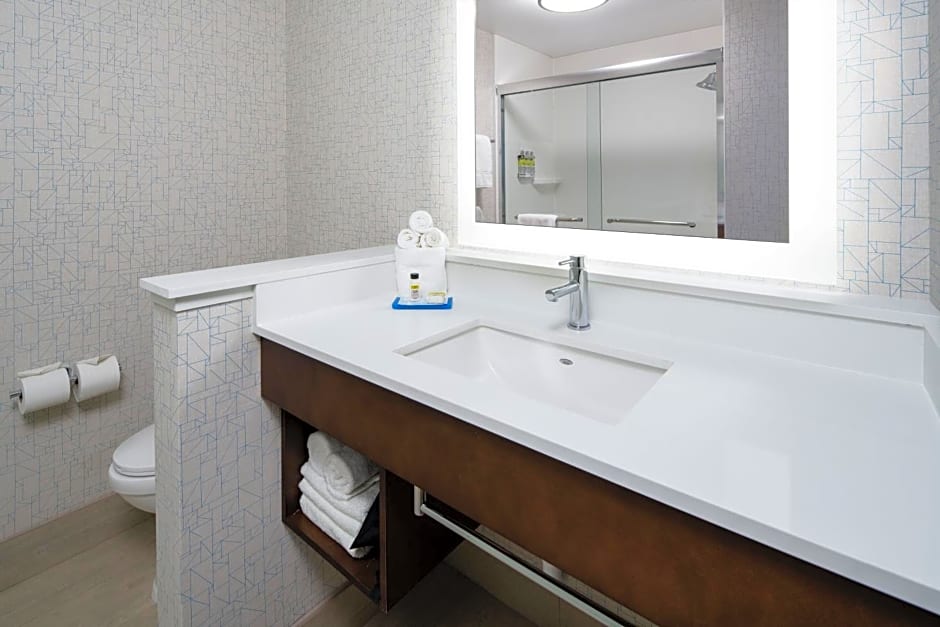Holiday Inn Express and Suites Murrieta By IHG
