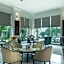 Champasak Grand Hotel