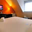 Hotel Be Guest Limoges Sud ex Black & Green