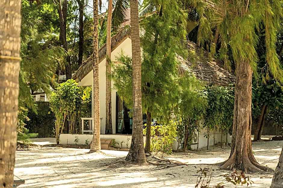Kinazi Upepo Beach Hotel – Paje