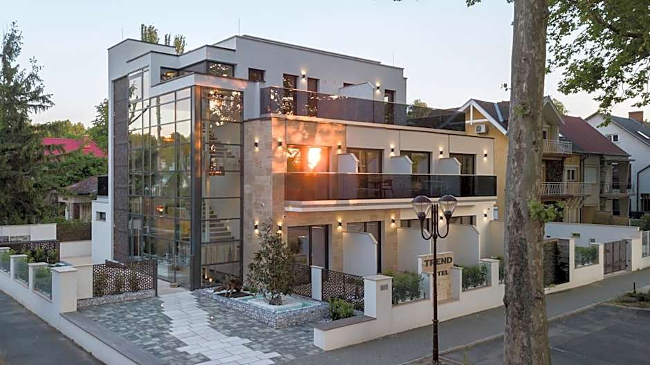 Trend Deluxe Siófok