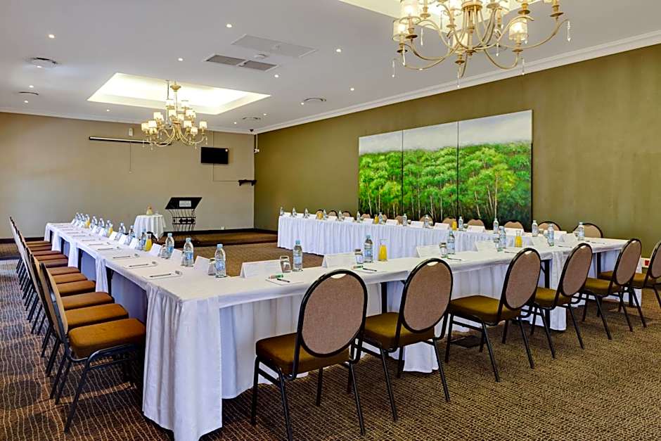 Protea Hotel by Marriott Bloemfontein Willow Lake