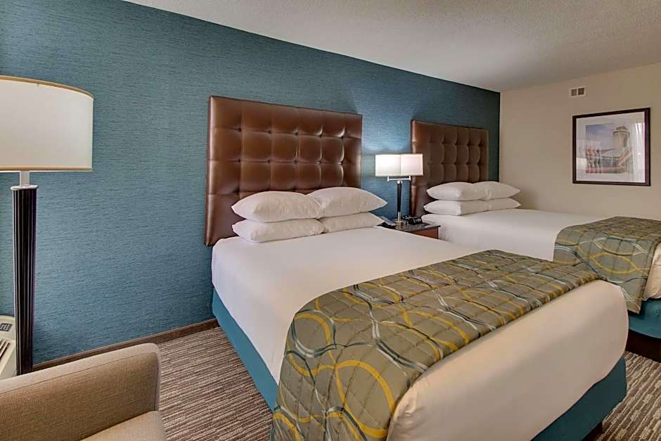 Pear Tree Inn St. Louis Airport