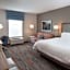 Hampton Inn By Hilton and Suites at Wisconsin Dells Lake Delton WI