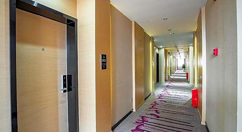 Lavande Hotel Leshan High-Speed Rail Station Wanda Plaza Branch