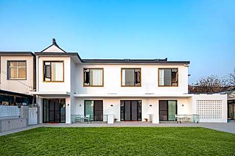 Floral Hotel Chongming Peak Shengxuan Homestay