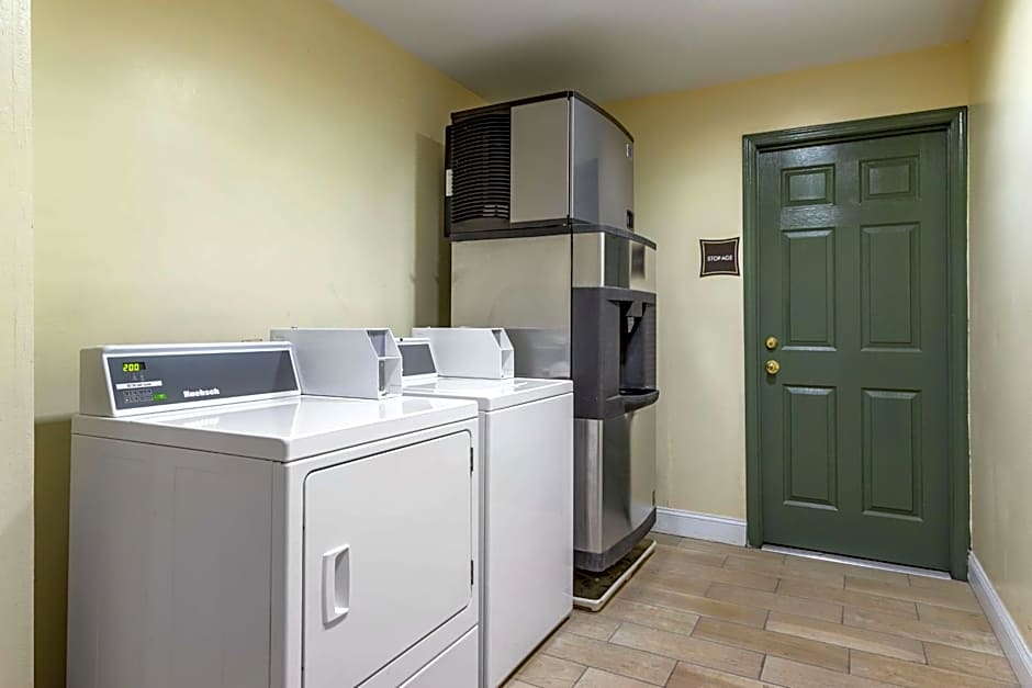 Best Western Allatoona Inn & Suites