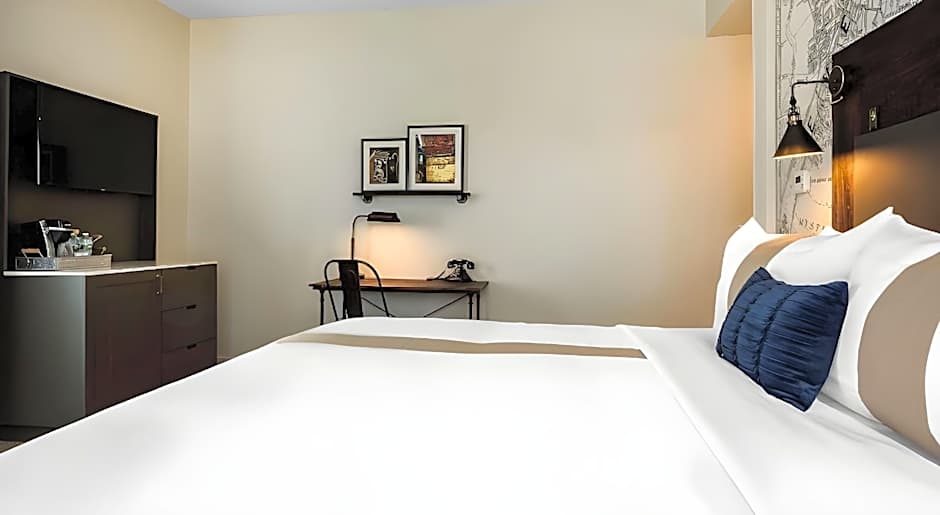 enVision Hotel Boston-Everett