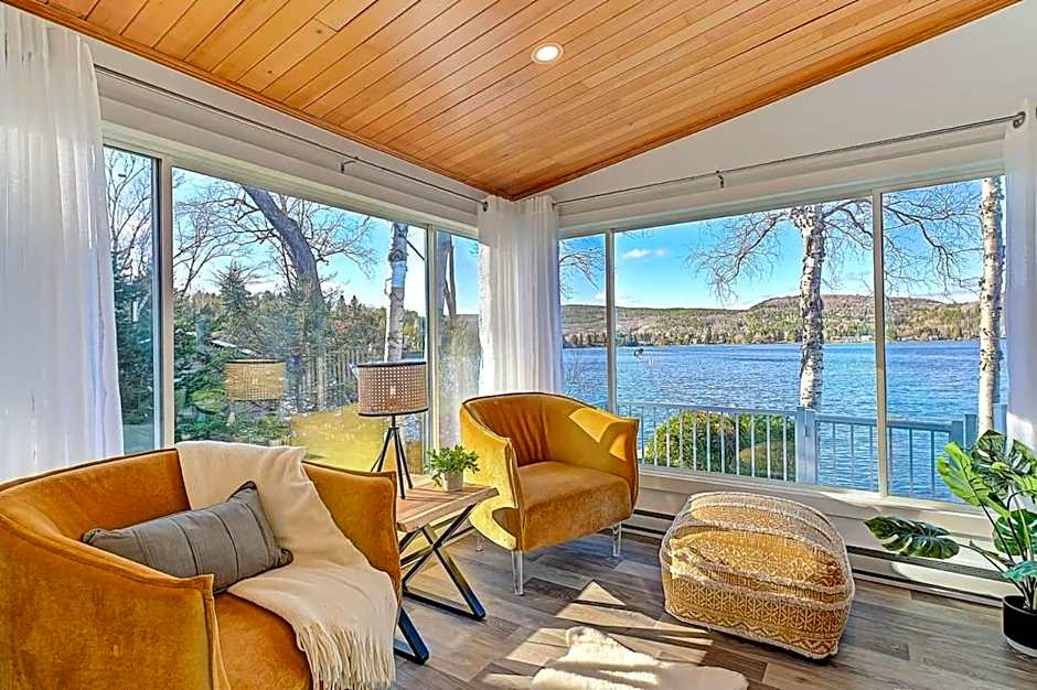 FRONT LAKE hot tub with sunset ski and slide 8p