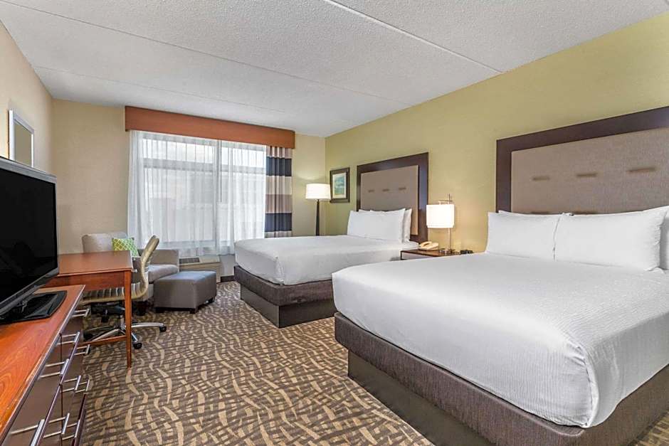 Wyndham Garden Buffalo Downtown
