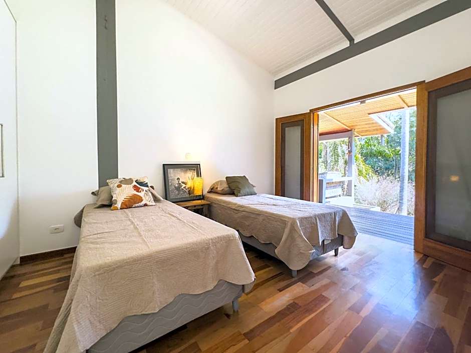 Arquitetura única na Granja Viana