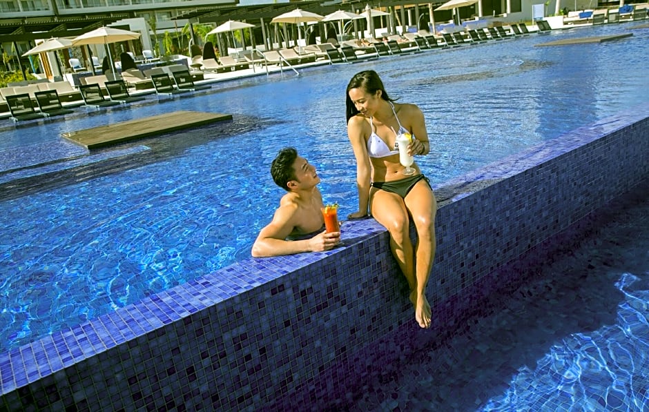 Royalton Blue Waters Autograph All-Inclusive Resor