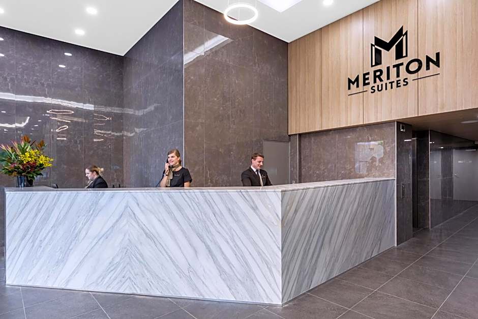 Meriton Suites Waterloo