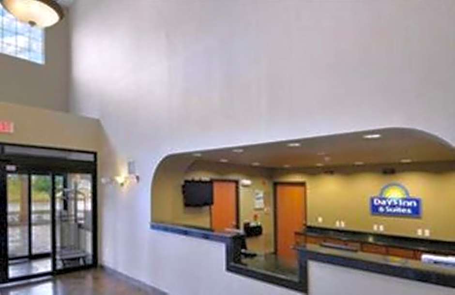 Days Inn by Wyndham Lubbock South