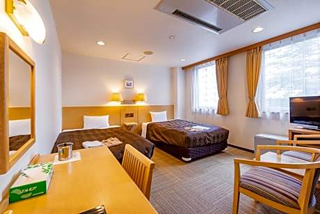 Twin Room with Small Double Beds and Private Bathroom - Non-Smoking