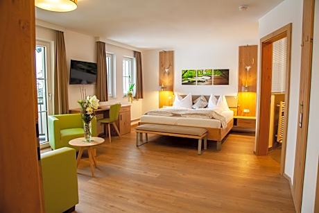 Deluxe Double Room with Balcony