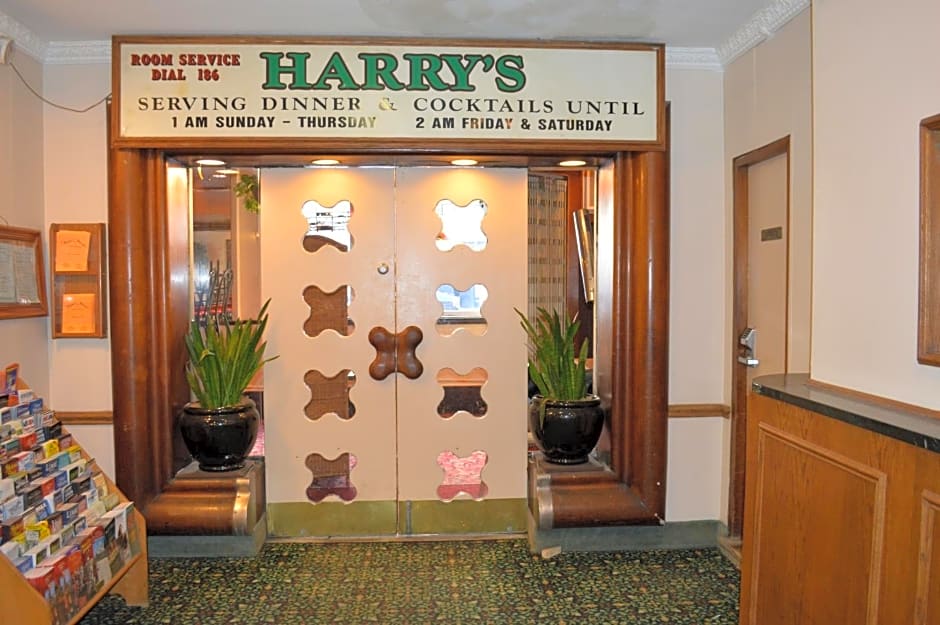 Hotel Harrington