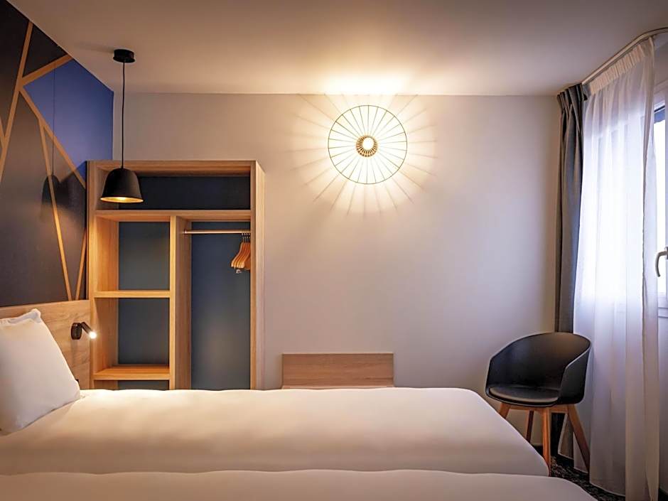 ibis Styles Valenciennes Petite Foret