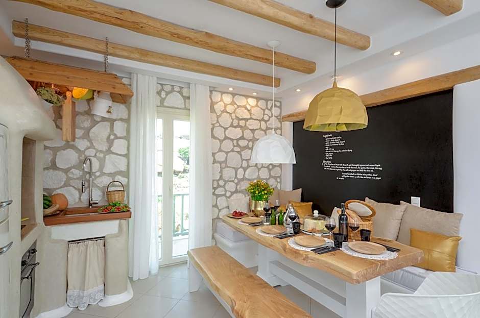 Naxos Euphoria Suites