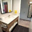 Tru By Hilton Cedar Rapids Westdale