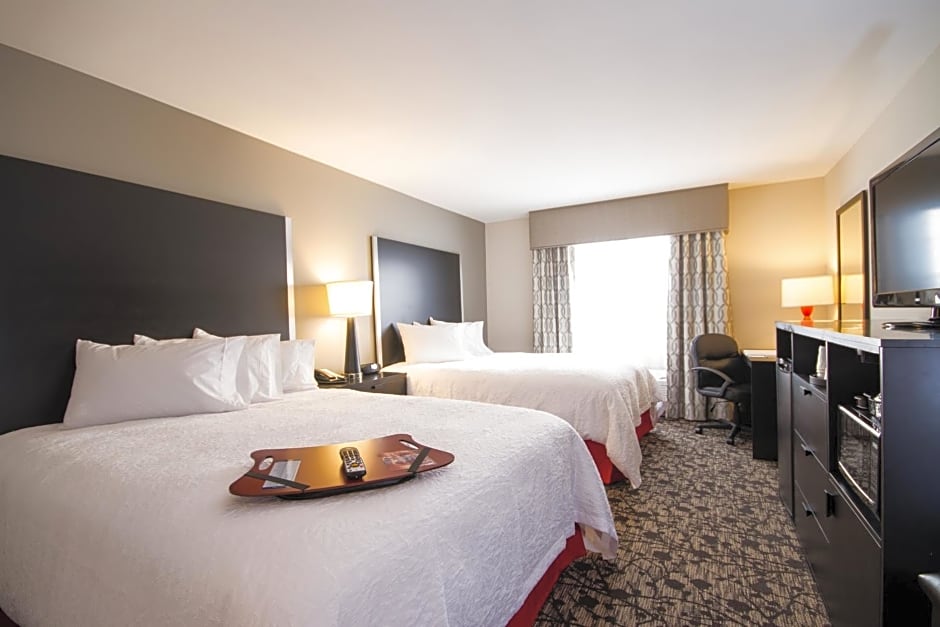 Hampton Inn and Suites Roanoke Airport/Valley View Mall
