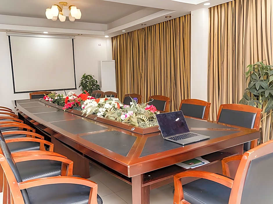 Jian Guo Grand Hotel