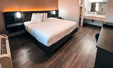 Queen Room - Disability Access - Roll in Shower