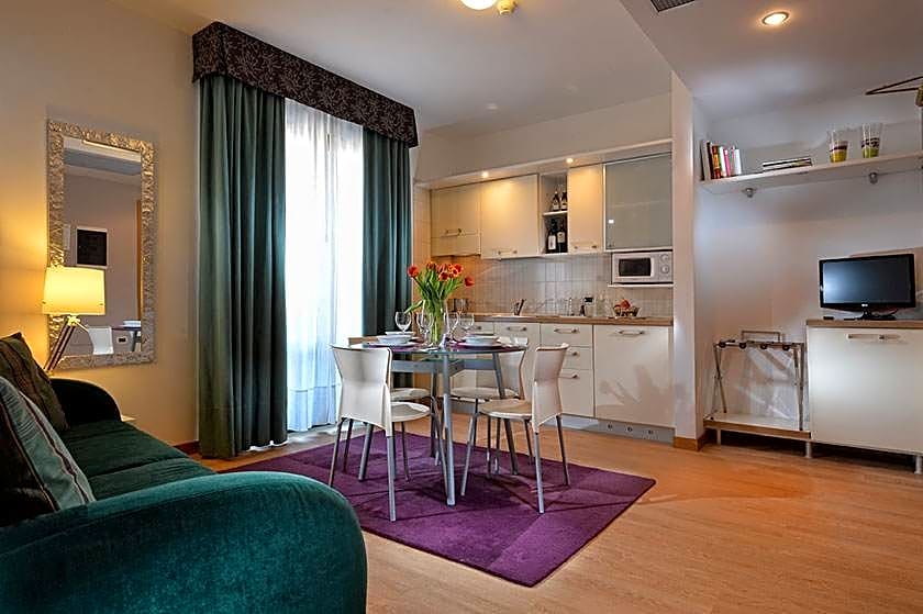 Elite Hotel & Spa