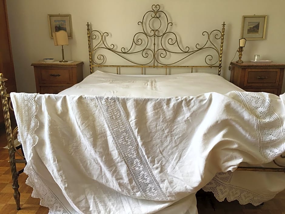 Basisa B&B – San Lazzaro di Savena, KY