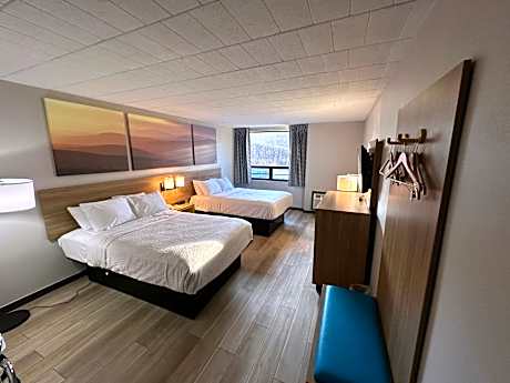 2 Double Beds Non-Smoking