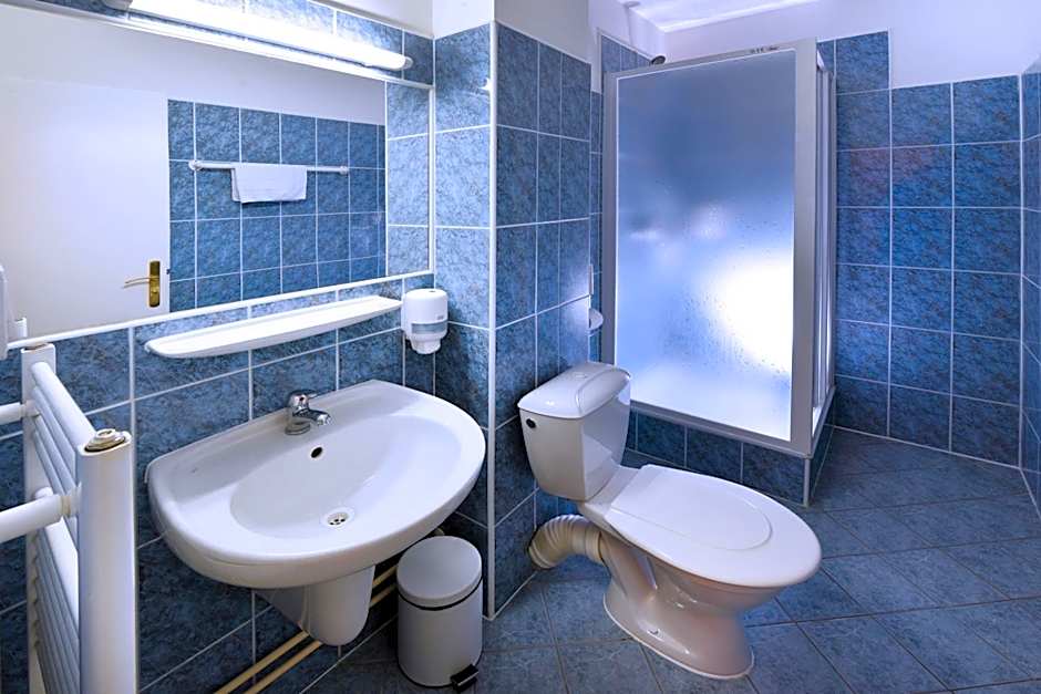 APLEND Hotel Lujza Major