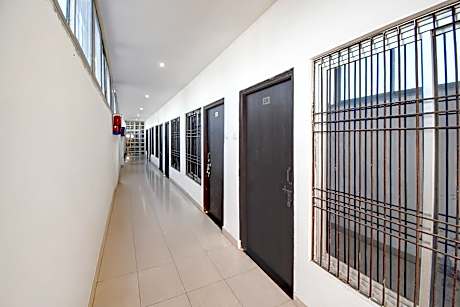 Super Hotel O Dariyapur Near Railway Crossing