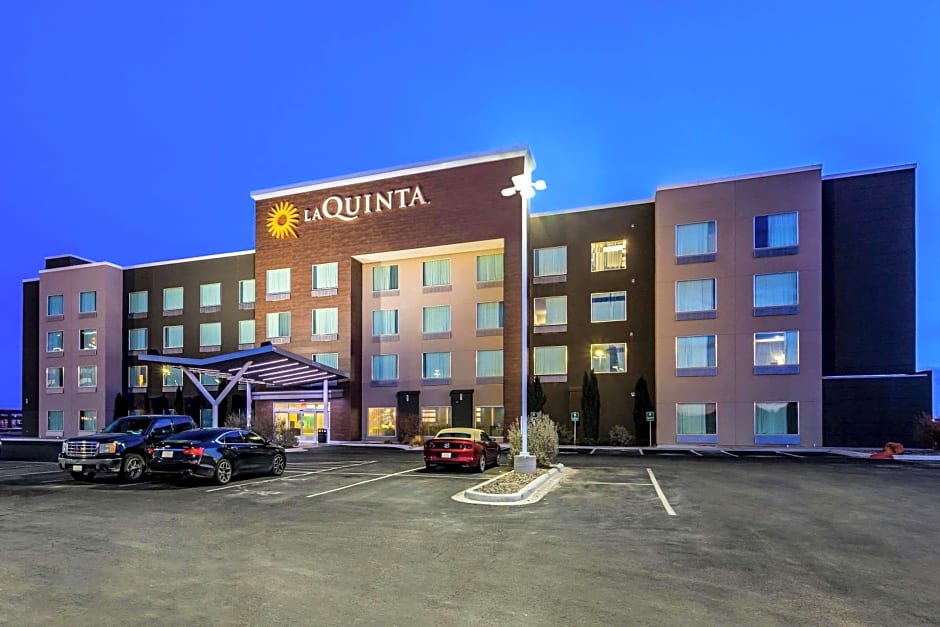 La Quinta Inn & Suites by Wyndham Odessa North-Sienna Tower