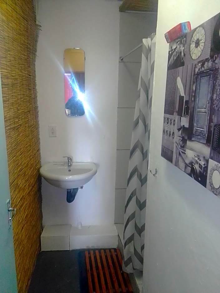 Sunset beach backpackers