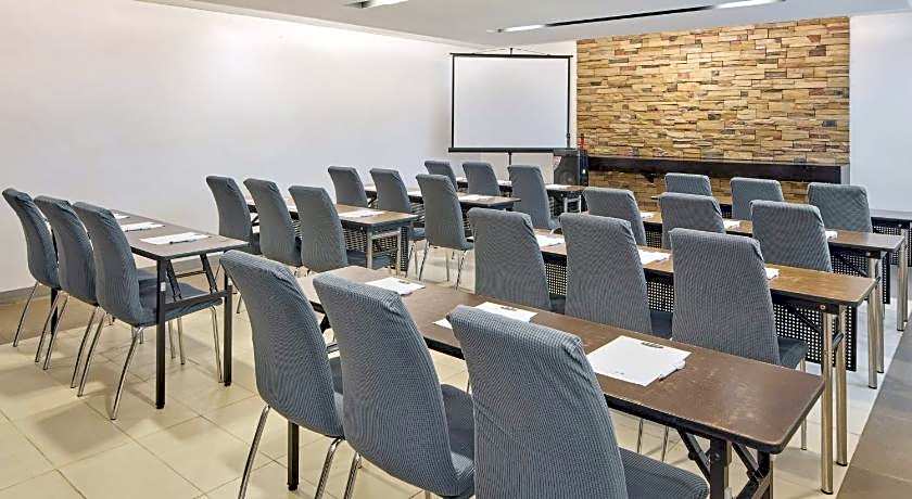 Go Hotels Puerto Princesa