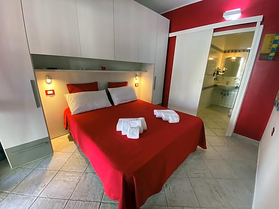 Petite Maison - Petits Appartements