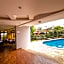Meltonia Luxury Suites