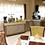 Crossroads Hotel Blantyre