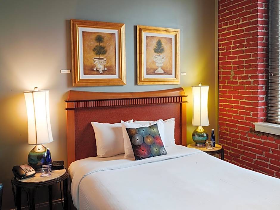 Lancaster Arts Hotel