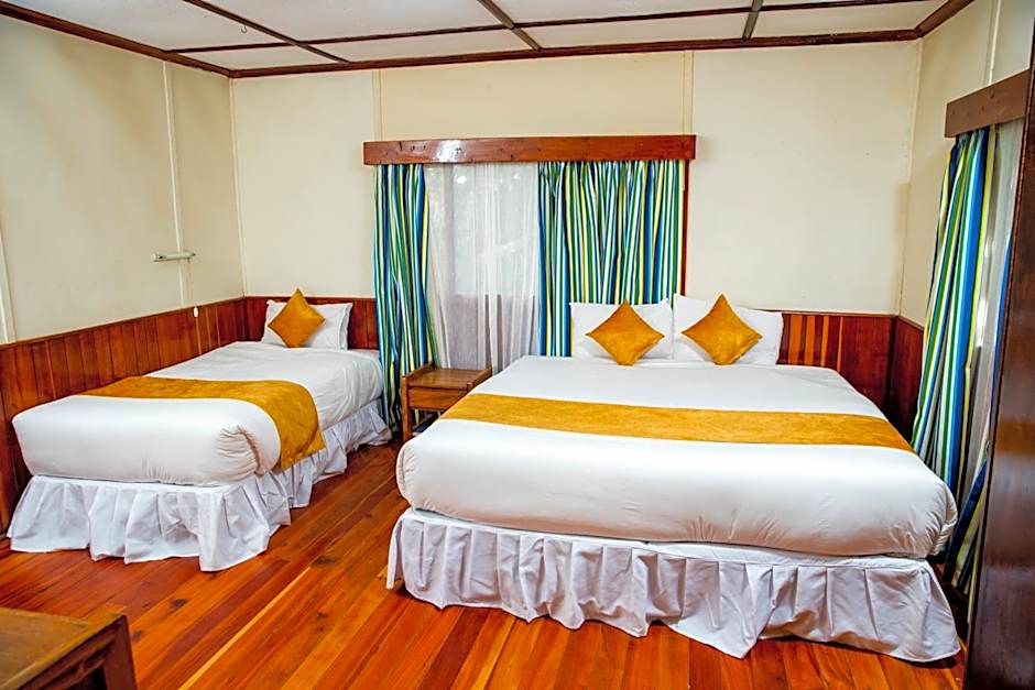 Naro Moru River Lodge