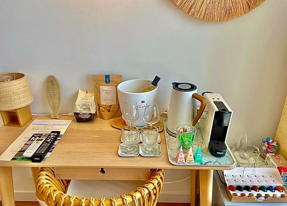 Hotel de La Plage - Mahogany