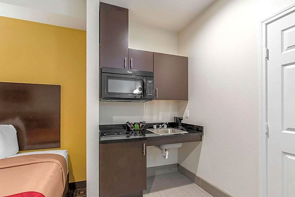 Scottish Inns & Suites Spring - Houston North