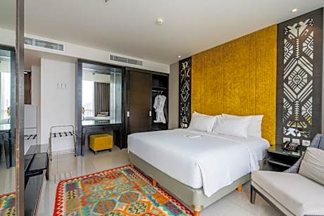 Golden Studio